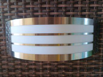 Vonkajšie svetlo - 2