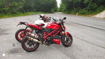 DUCATI Streetfighter - 2
