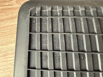 Original gumené koberce rohoze Octavia 4 - 2