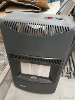 Plynový ohriavac. - 2