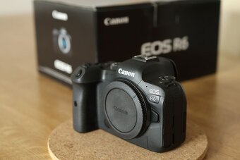 Canon EOS R6 - 2