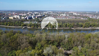 Reality KOMPLEX s.r.o., Vám ponúka na PREDAJ veľký pozemok v - 2