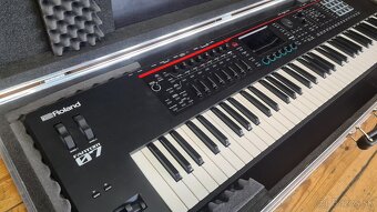 Roland - 2