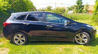 Hyundai i30 CW Kombi 1.6i CRDi HP 16V DOHC Style A/T - 2