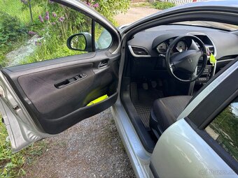 Peugeot 207 - 2