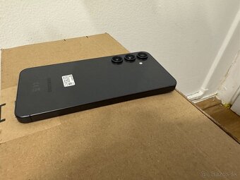 Samsung Galaxy S24 FE - 2