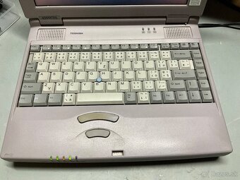 Toshiba Satellite 4000CDS Intel Pentium II, 233MHz - 2