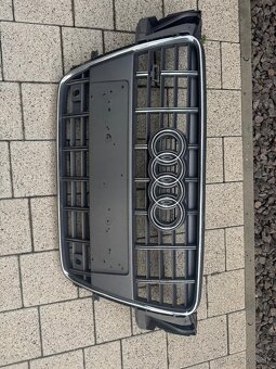 Audi s5 B8 gril a kryt hmloviek - 2