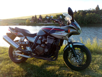 Kawasaki ZRX 1200 S - 2