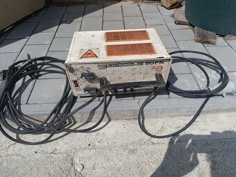 Zváračka elektrokov JS90FN - 2