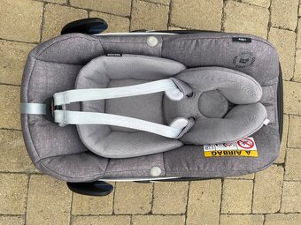 Maxi cosi pebble pro i-size so základňou - 2