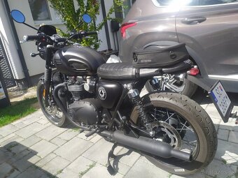 Triumph Bonneville T120 ACE - 2