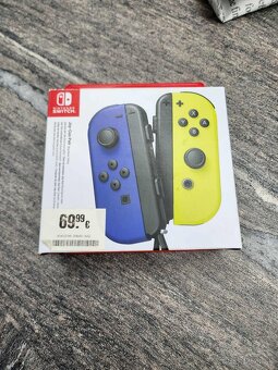 Nintendo Switch + Ovládače + 17 hier (fyzické a účet) - 2