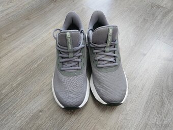 Nike Performance Revolution 5 42.5 - 2