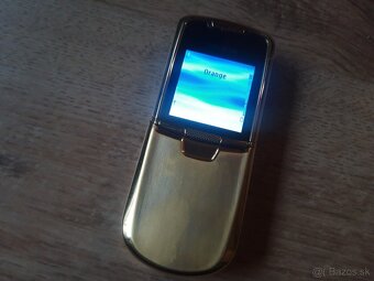 Nokia 8800 zlatá - 2