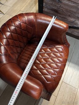 Kožené kresla Cesterfield - 2