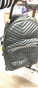 Oblečenie pre dámy xl-xxl rôzne, kabelka a batoch - 2