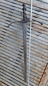 Krátky meč, tesák, šabla - 2