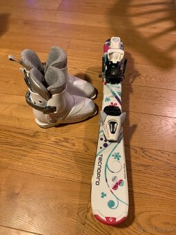 Lyže + lyžiarky - 2