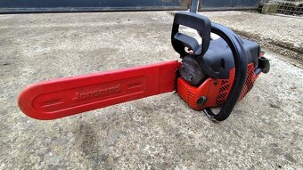 Motorová píla Jonsered - 2