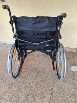 Invalidný vozík QUICKIE - 2