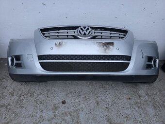 VW Tiguan 07-10 predný nárazník 6x pdc. - 2