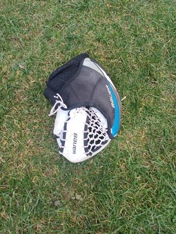 Hokejová/hokejbalová výstroj - 2