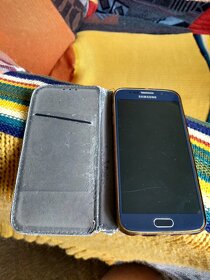 Predám Samsung Galaxy S6 (nefunkčný displey) - 2