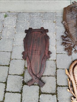 Podložky pod trofeje jeleňov - 2