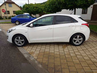 Hyundai i30 1.6 CRDi DOHC 16V Family - 2