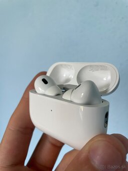 Apple AirPods Pro 2nd generation - 2