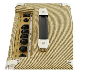 Predám gitarový zosilňovač SubZero 15W - 2