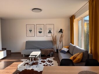 Prenajmem 3izbovy mezonetovy dom s 3x parkingom - 2