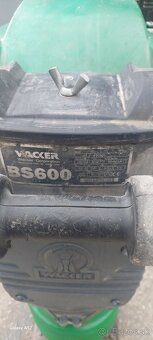 Vibračná noha ( pech) WACKER BS600 - 2
