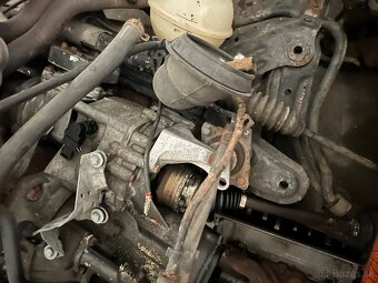 Predam na VW Golf 3 podvozok synchro - 2