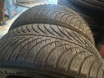 Yokohama 205/60 R16 - 2