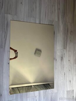 Nastenné zrkadlo - 2