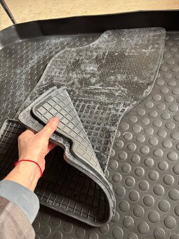 Mitsubishi Lancer X vaňa do kufra plus gumové koberce - 2