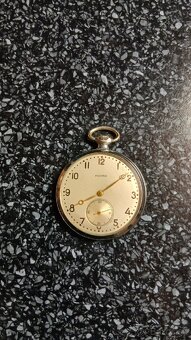 Vreckové hodinky iskra. - 2