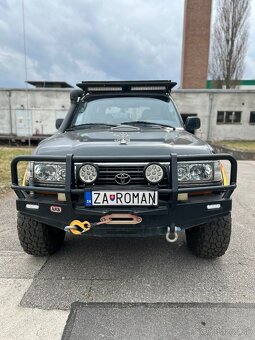 TOYOTA LANDCRUISER 80 - 2