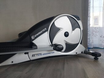 posilovací stroj - stacionárny bicykel - 2