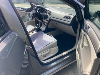 Volkswagen Golf combi 2.0 TDI - 2