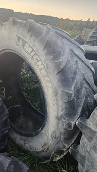 Pneumatika 540/ 65 r38 - 2