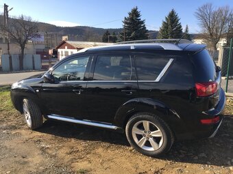 PEUGEOT 4007 2,2 HDI r2008 - 2