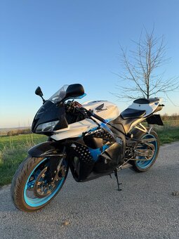 HONDA CBR 600 RR Limited Edition - 2