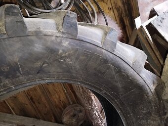 Pneumatika 520/70 R38 - 2
