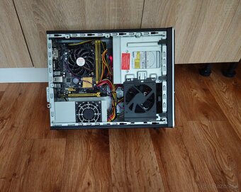 Predám zachovalý počítač HP SlimLine - 2