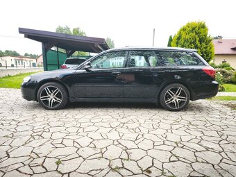 Subaru Legacy 2.0 i - 2