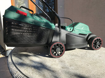 Predám novú nepoužitú elektrickú kosačku PARKSIDE - 2