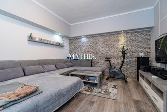 Na predaj priestranný rodinný dom s 3 podlažiami, krásnou zá - 2